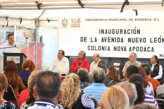 Entregan obras viales en Apodaca e ingresan ruta de transporte público