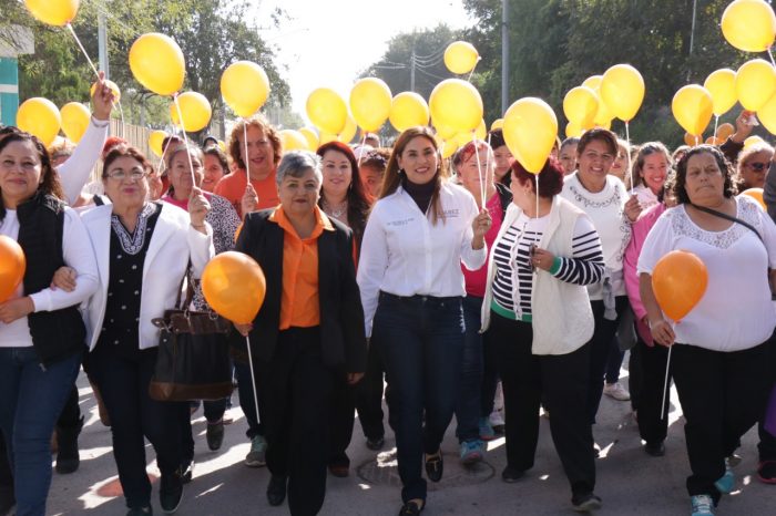 Marchan mujeres de Juárez