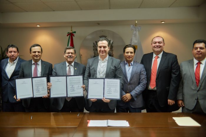 Firman Monterrey y UANL convenio para atender la salud de regiomontanos