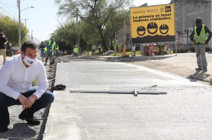 Entregan Sendero Seguro y rehabilitan calle con concreto hidráulico en La Campana