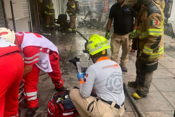 Incendio en departamentos en centro de Monterrey deja una joven sin vida y al menos 6 lesionados