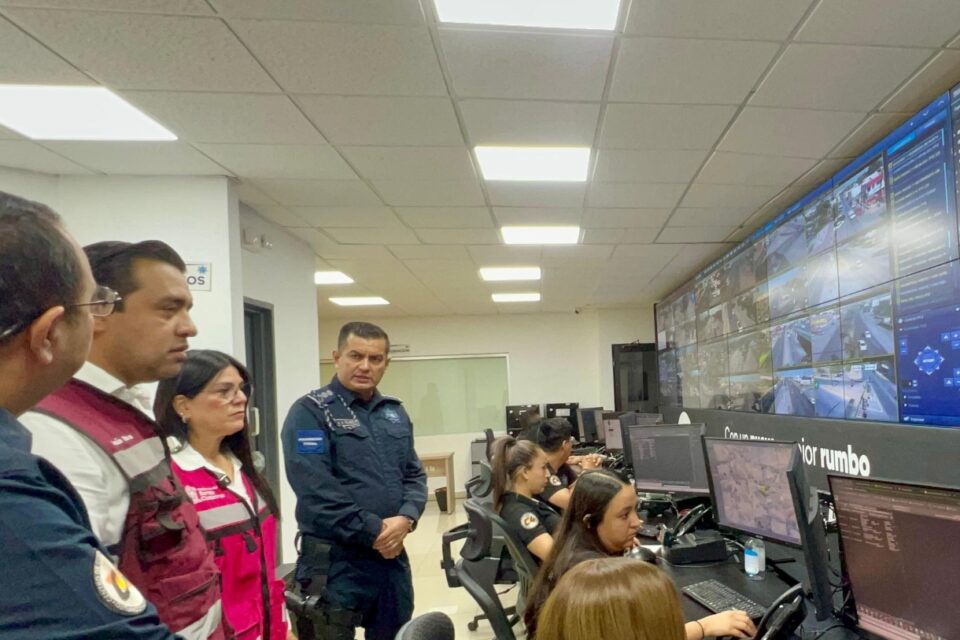 INSTALA JESÚS NAVA SISTEMA DE CÁMARAS 360 Y LECTORES EN SANTA CATARINA