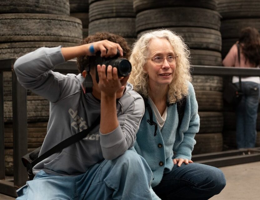 Orienta Fredric Roberts talento fotográfico de estudiantes de la UANL