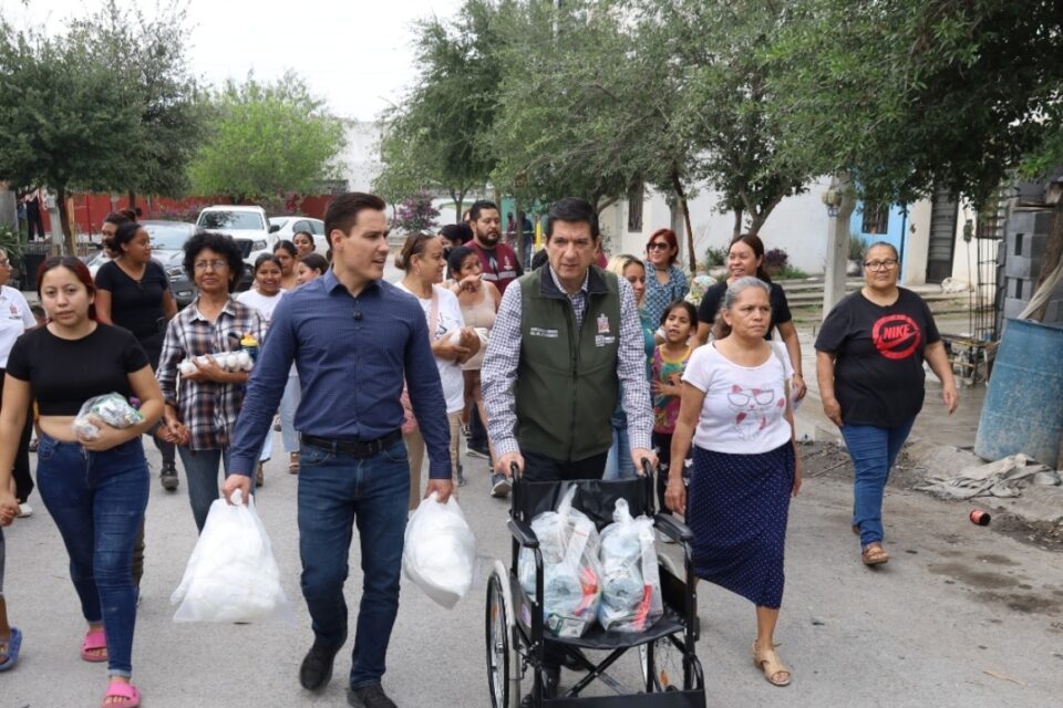 IMPULSAN APOYO COMUNITARIO    CON PROGRAMA ‘VECINO A VECINO’