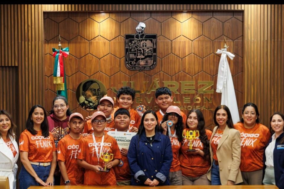 Impulsa Mónica Oyervides talento juvenil en robótica con apoyo a estudiantes rumbo a competencia internacional