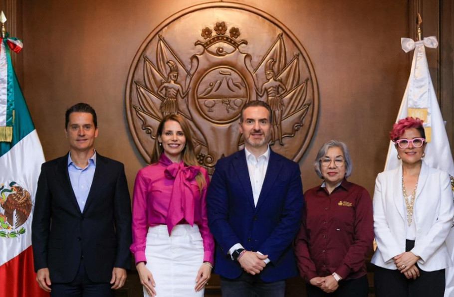 Acuerdan Monterrey e INEA impulsar conclusión de estudios básicos entre regiomontanos