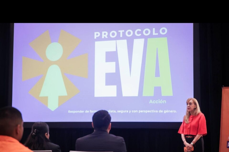 SECRETARÍA DE LAS MUJERES CAPACITA A PERSONAL PARA ACTIVAR EL PROTOCOLO EVA