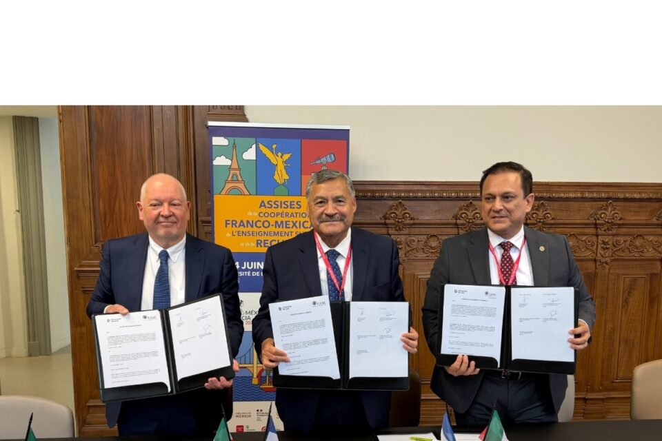 UANL firma alianza con la Universidad de Lille